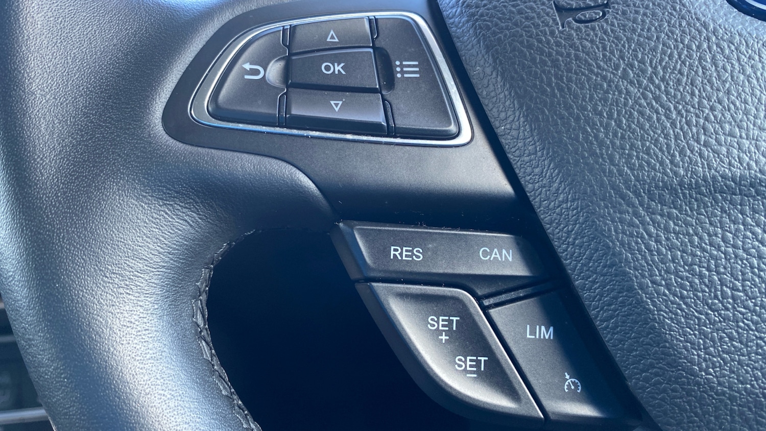 Used Ford Ecosport 2019 for sale - 77643507: Photo 23