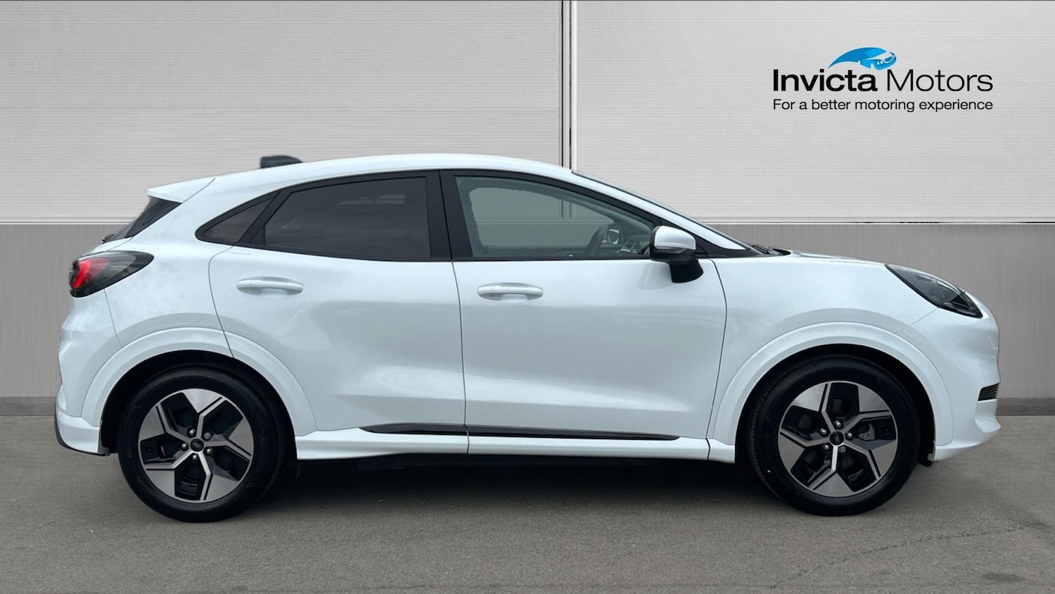 Used Ford Puma Gen-E 2025 for sale - 78182521: Photo 2