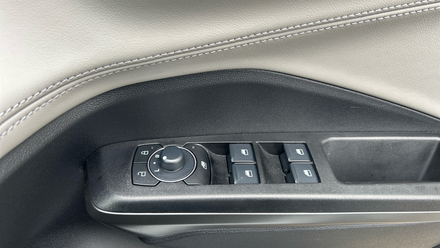 Used Ford Puma Gen-E 2025 for sale - 78182521: Photo 22