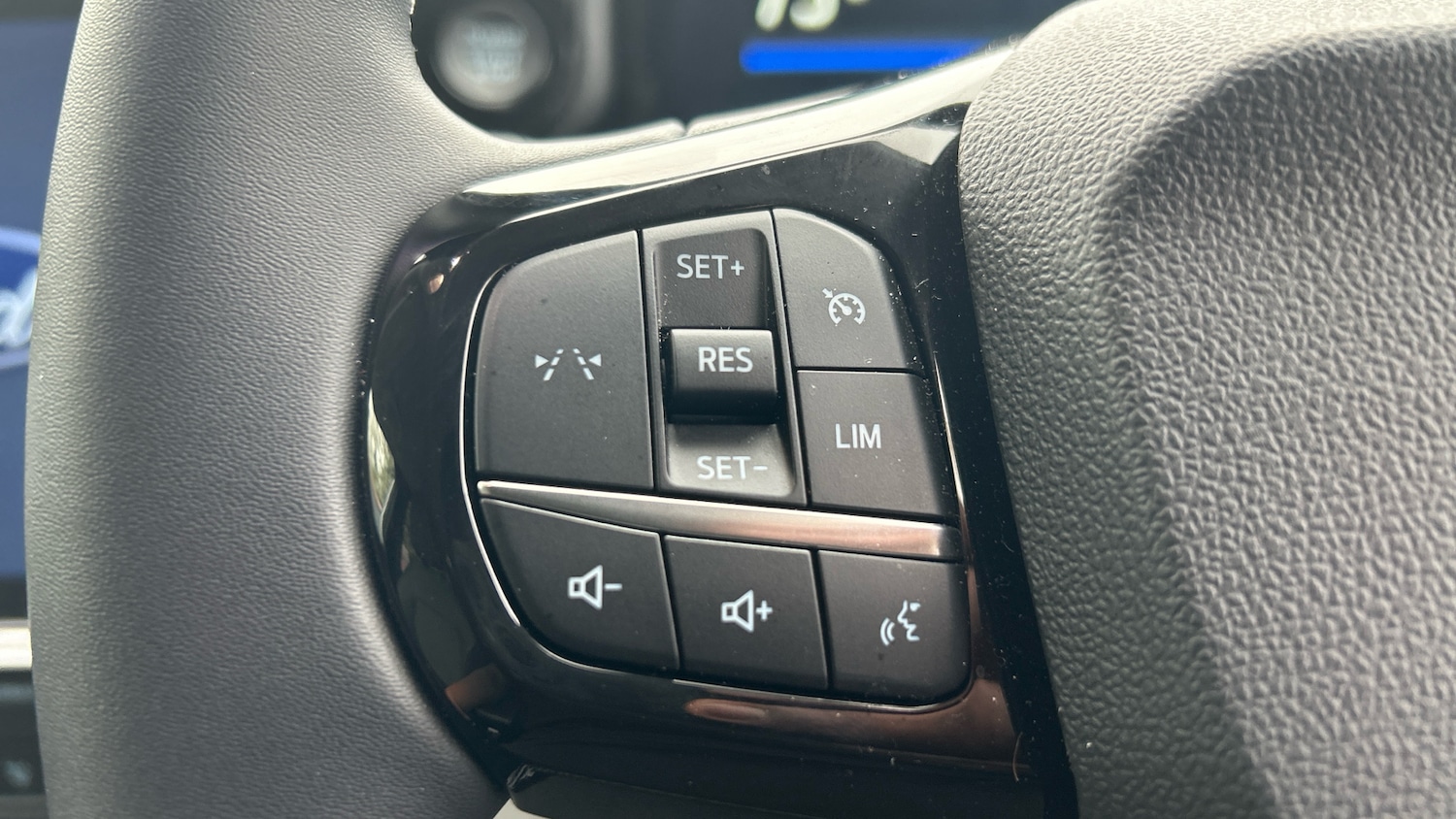 Used Ford Puma Gen-E 2025 for sale - 78182521: Photo 23