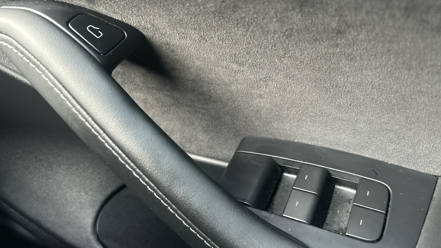 Used Tesla Model 3 2021 for sale - 76482784: Photo 24