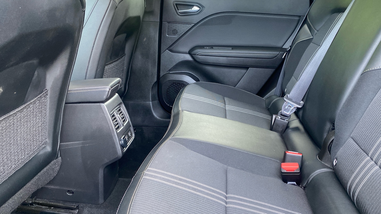 Used Renault Captur 2023 for sale - 75899025: Photo 14