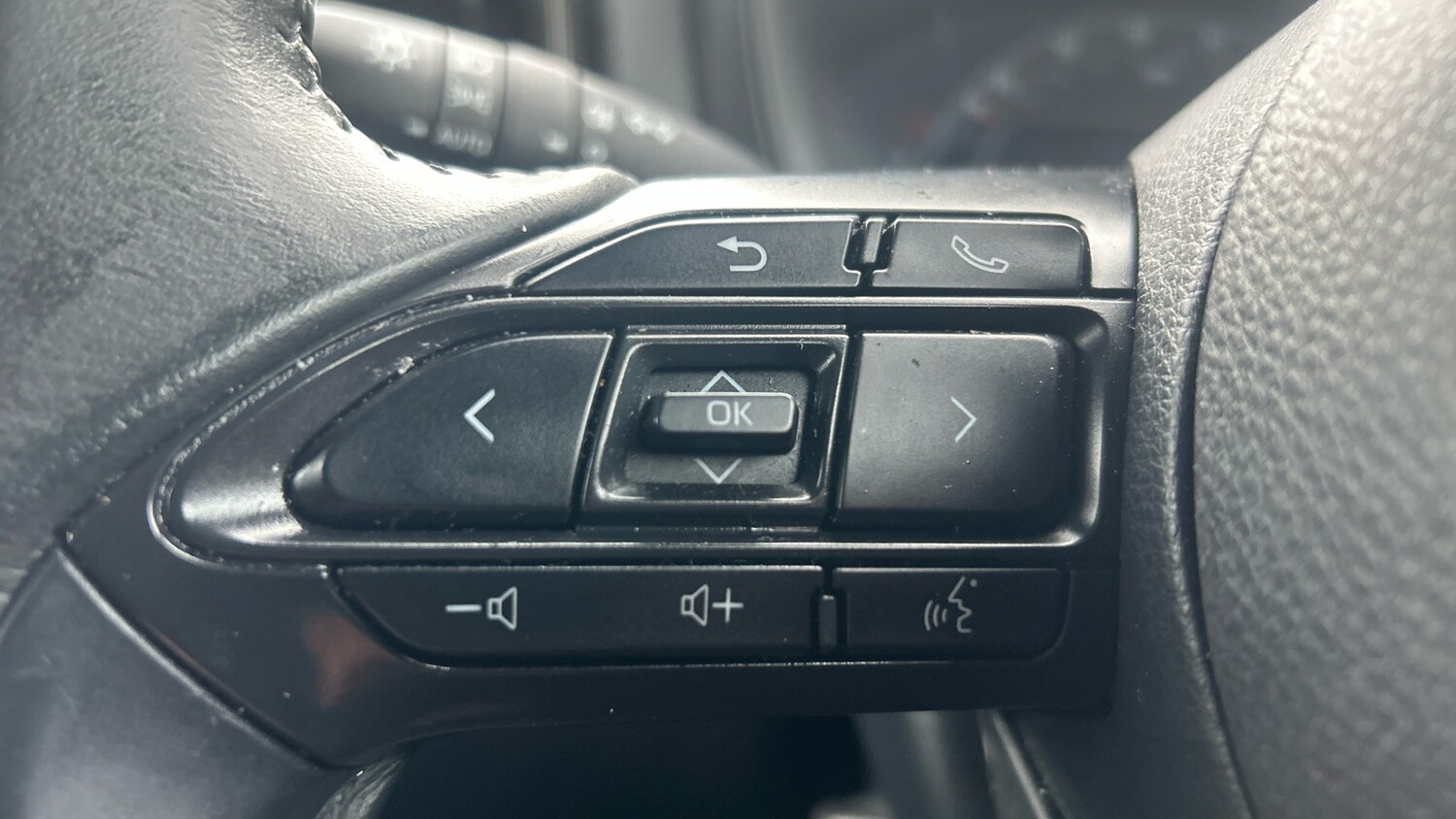 Used Toyota Aygo X 2022 for sale - 76951285: Photo 23