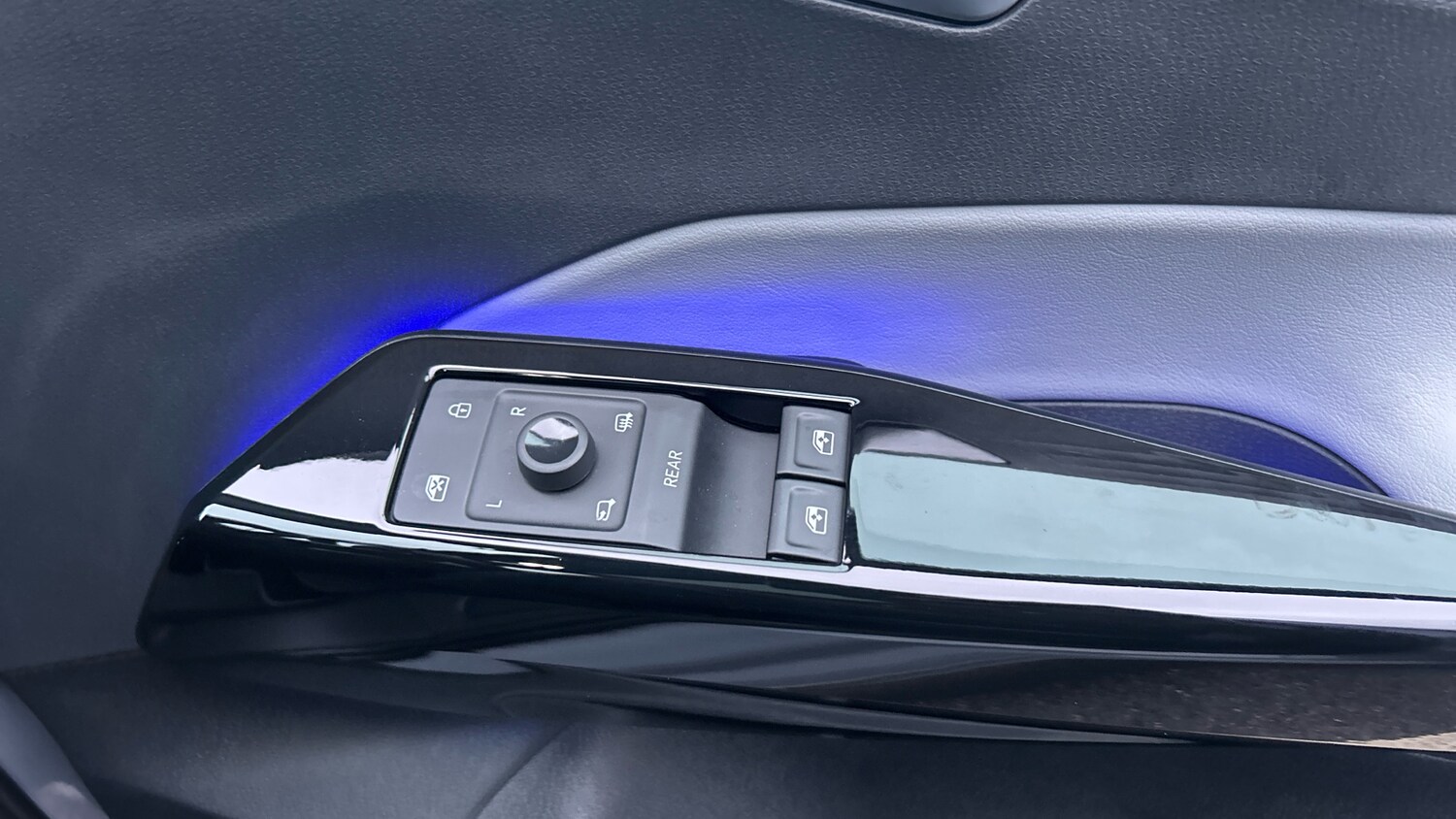 Used Volkswagen ID.3 2022 for sale - 77357074: Photo 24