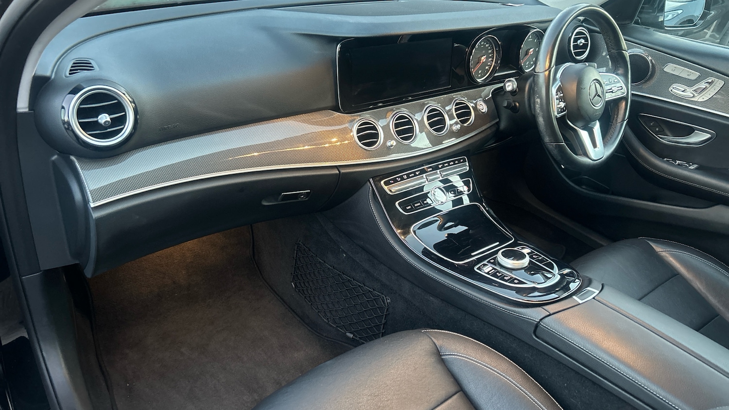 Used Mercedes-Benz E Class 2018 for sale - 77028176: Photo 10