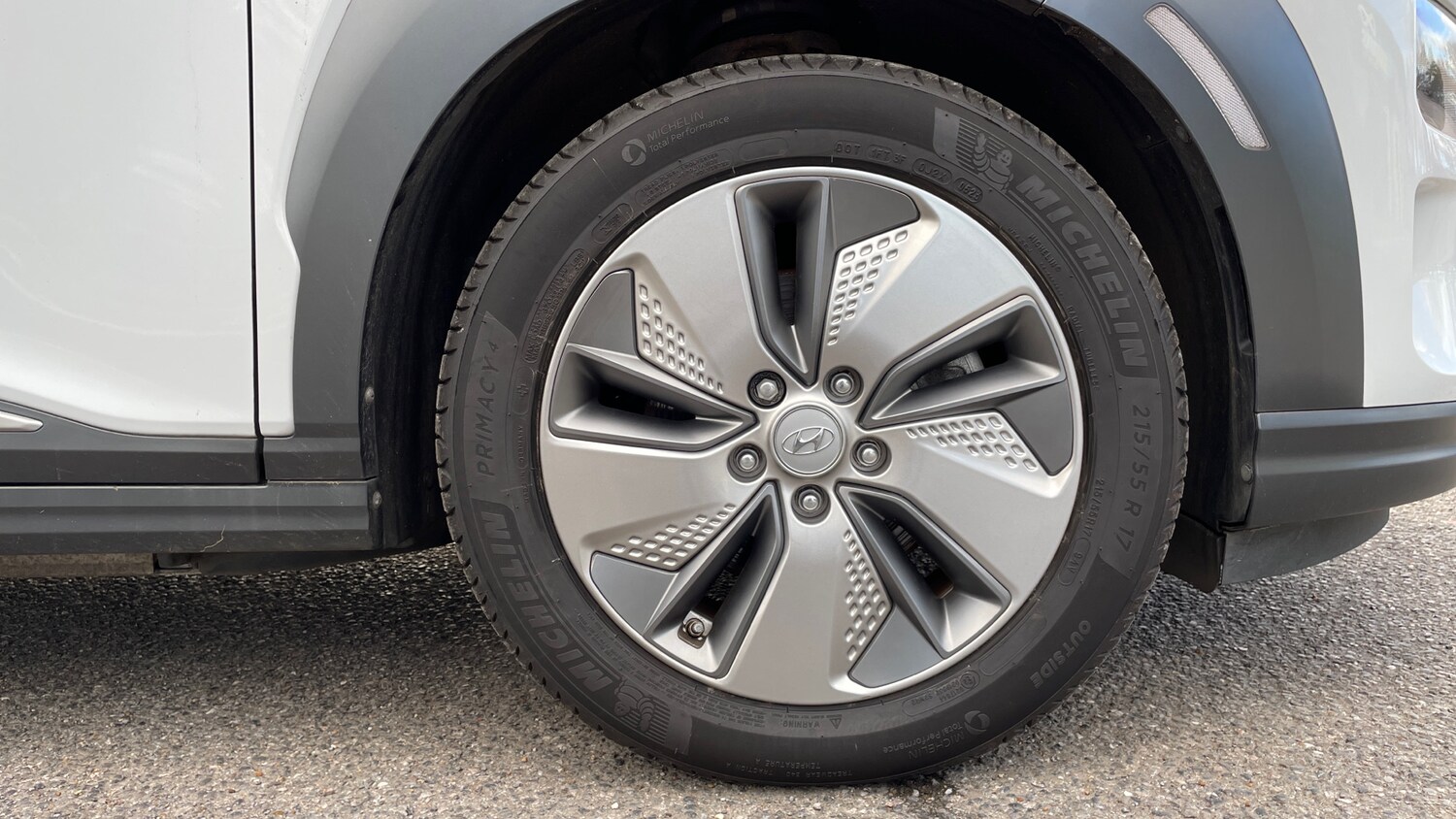 Used Hyundai KONA 2020 for sale - 77906360: Photo 20