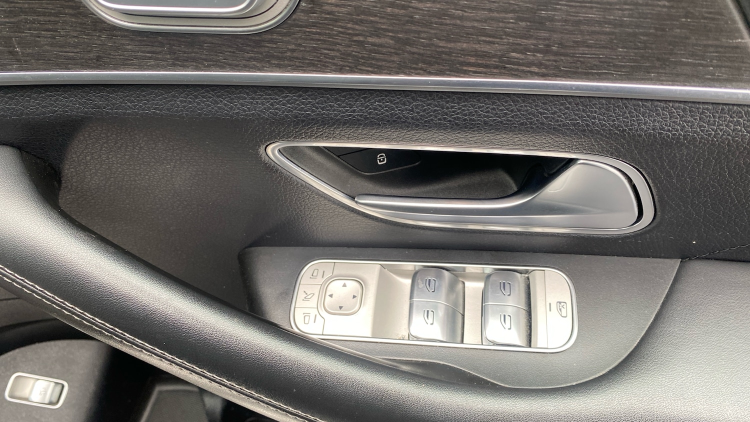Used Mercedes-Benz GLE-Class 2020 for sale - 76057658: Photo 24