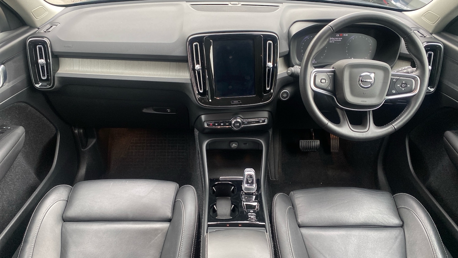 Used Volvo XC40 2020 for sale - 75938170: Photo 11
