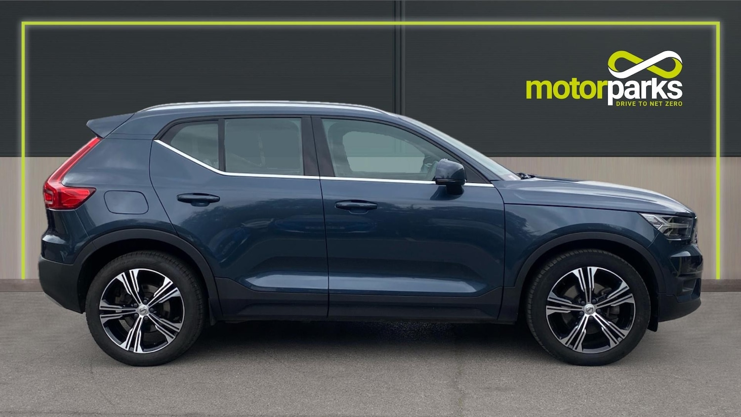 Used Volvo XC40 2020 for sale - 75938170: Photo 2