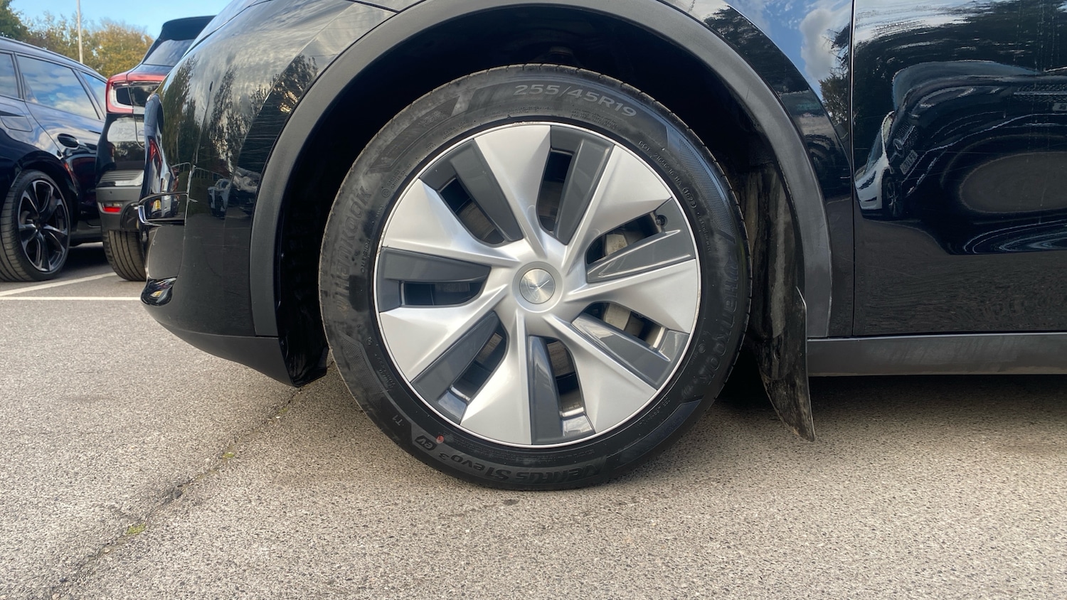 Used Tesla Model Y 2023 for sale - 76119592: Photo 17