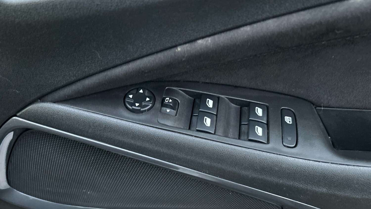 Used Vauxhall Crossland 2023 for sale - 76951277: Photo 24