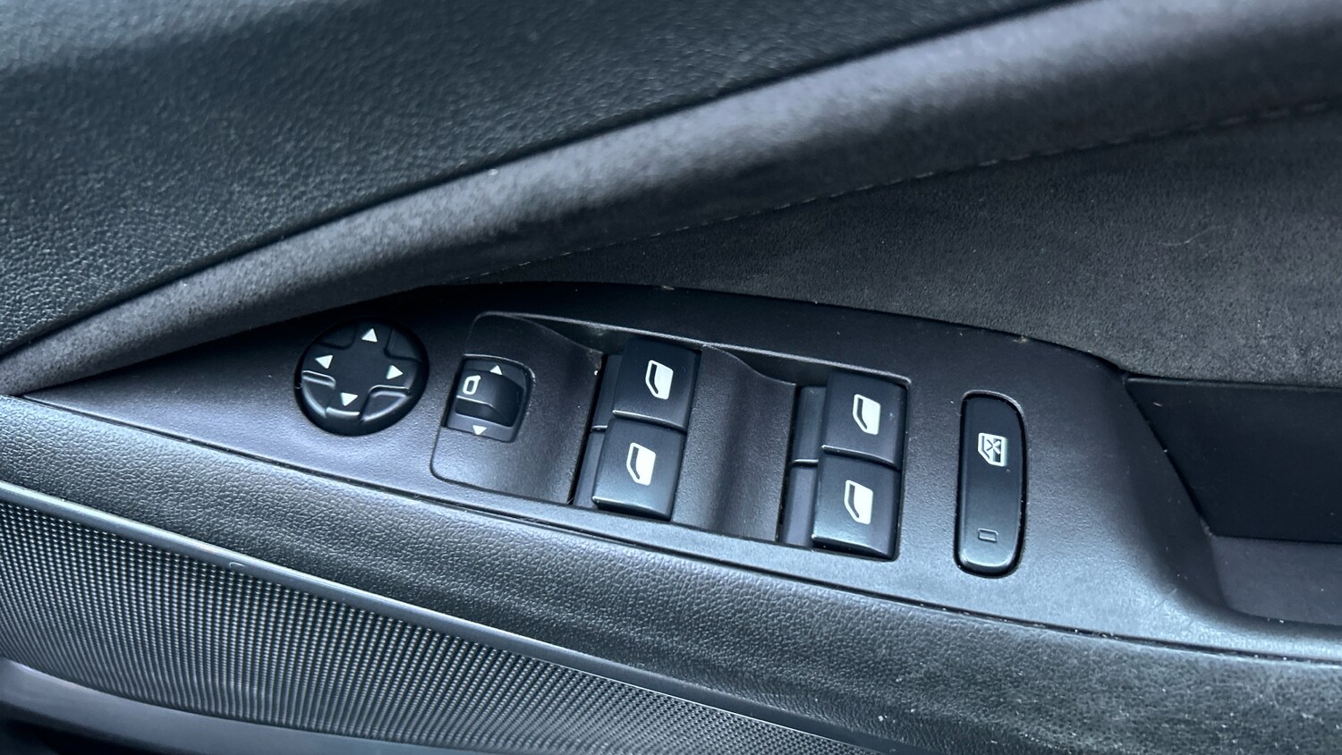 Used Vauxhall Crossland 2022 for sale - 77107521: Photo 21