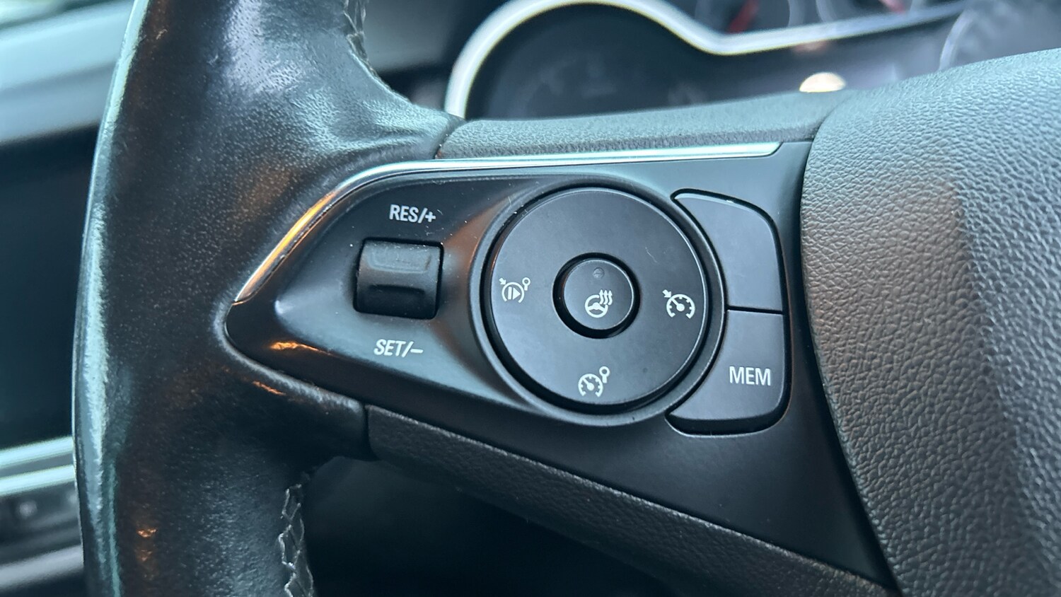 Used Vauxhall Crossland 2022 for sale - 77107521: Photo 23