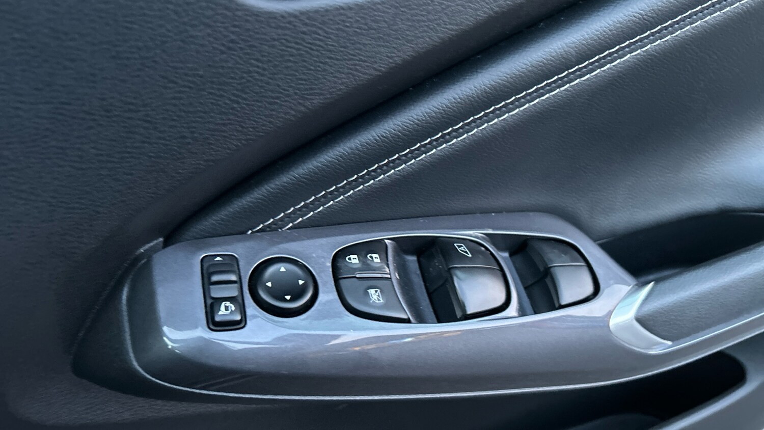 Used Nissan Juke 2022 for sale - 77251119: Photo 24