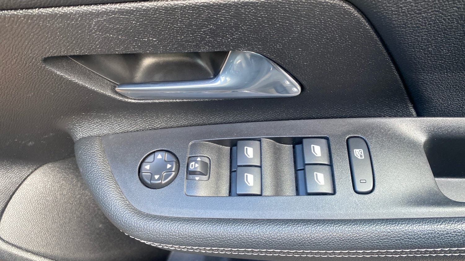 Used Vauxhall Mokka 2023 for sale - 76570947: Photo 21