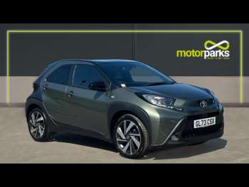 2024 - 1.0 VVT-i Edge 5dr Auto Parking sensors Cruise