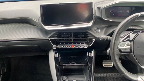 Used Peugeot 2008 2022 for sale - 75987477: Photo 12