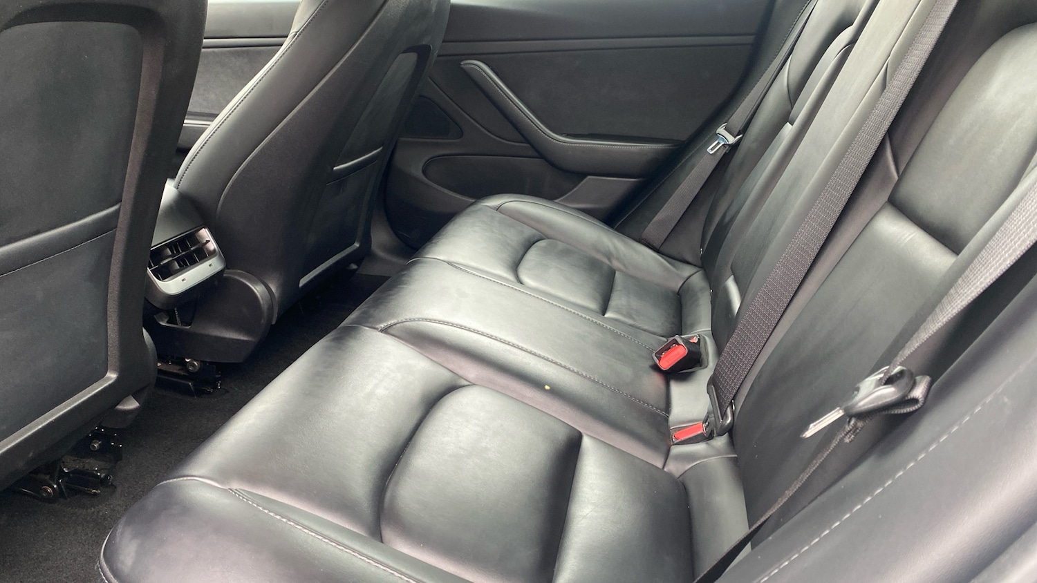 Used Tesla Model 3 2020 for sale - 76186952: Photo 14