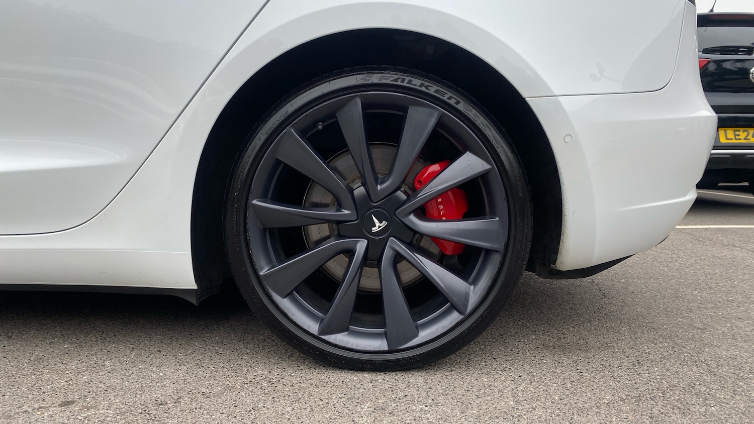 Used Tesla Model 3 2020 for sale - 76186952: Photo 18