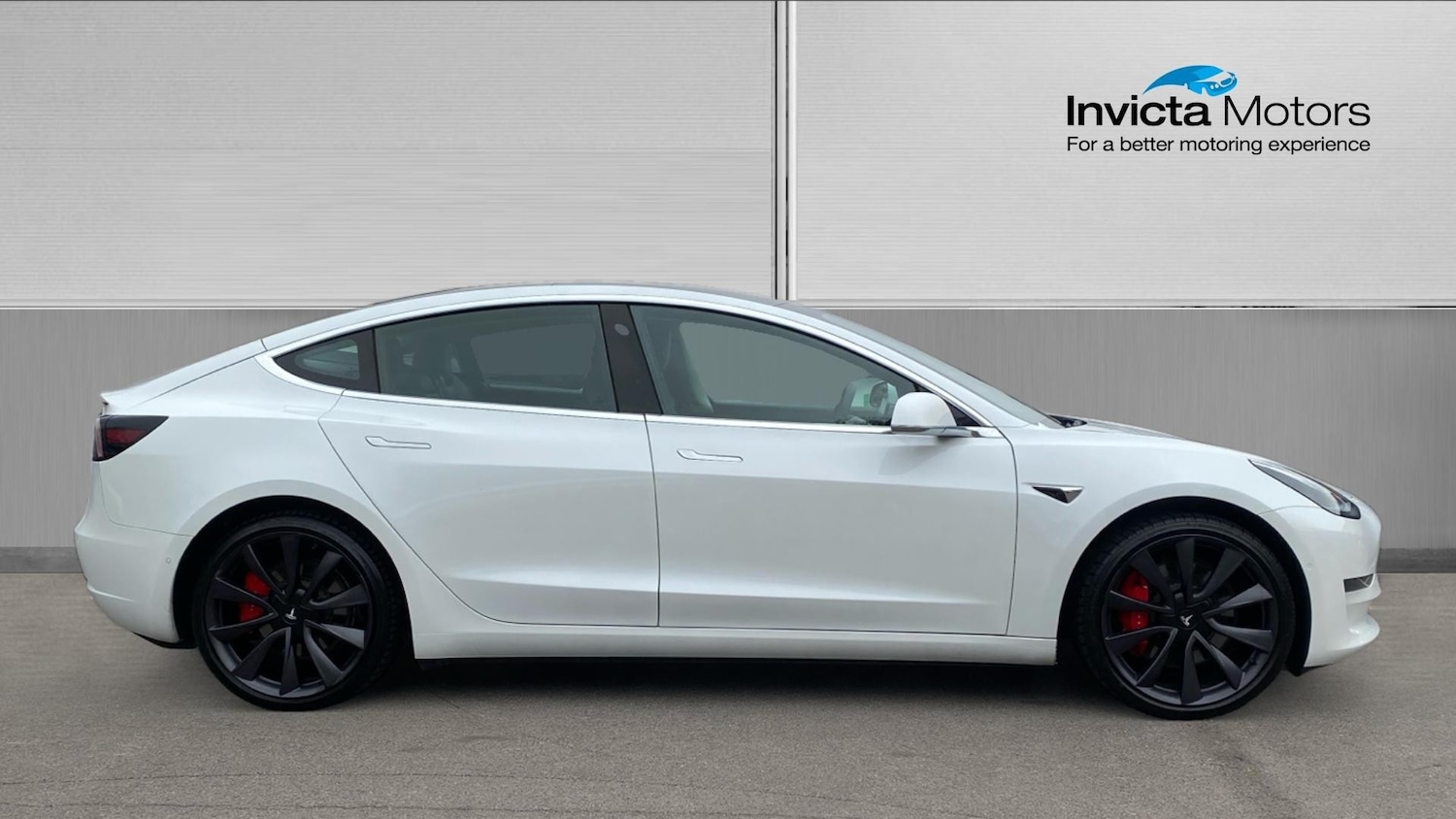 Used Tesla Model 3 2020 for sale - 76186952: Photo 2
