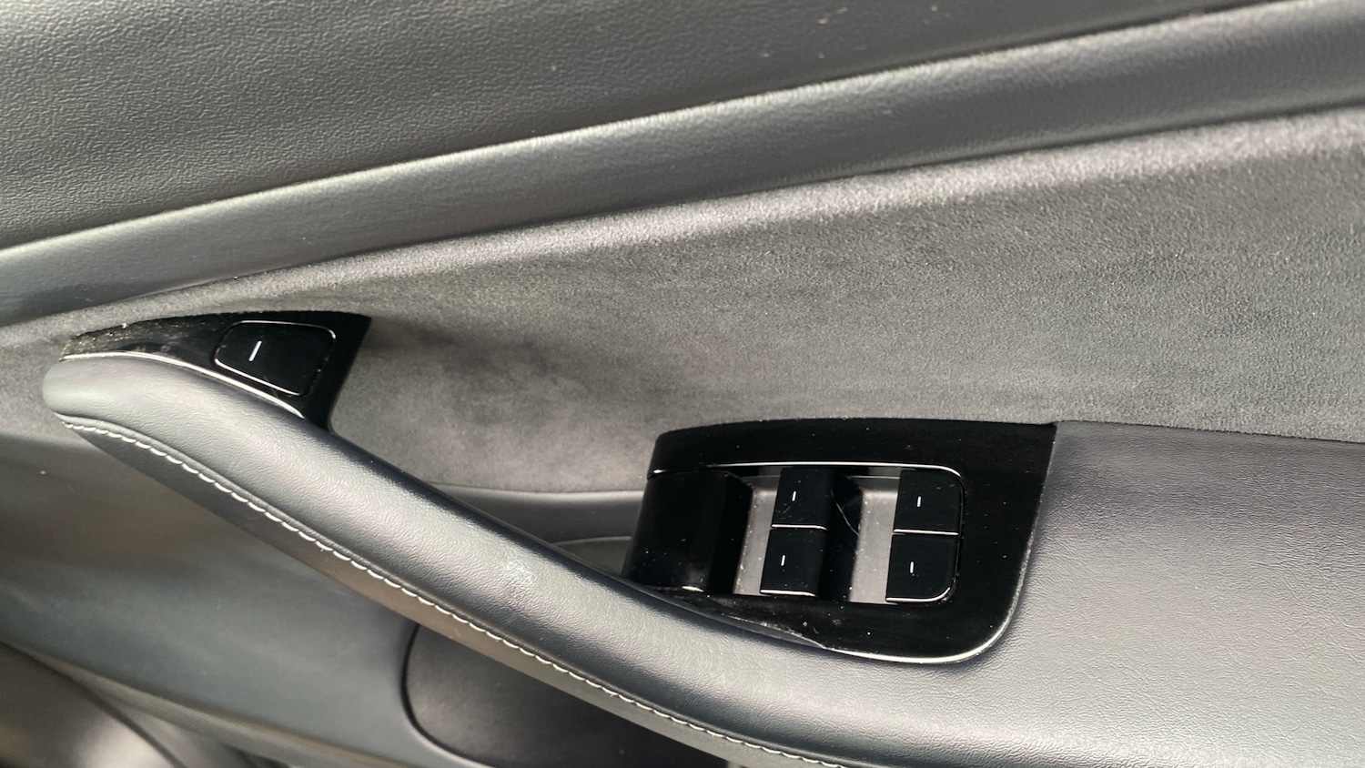 Used Tesla Model 3 2020 for sale - 76186952: Photo 22