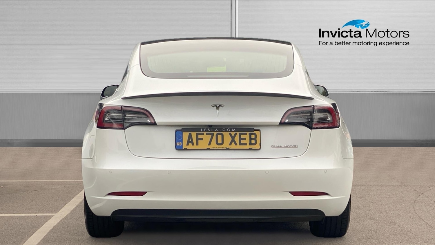 Used Tesla Model 3 2020 for sale - 76186952: Photo 4