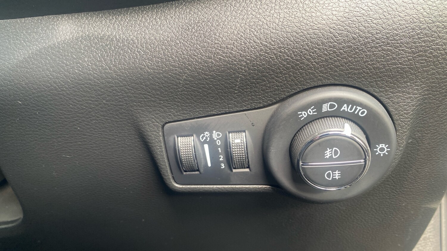 Used Jeep Compass 2023 for sale - 76257868: Photo 24