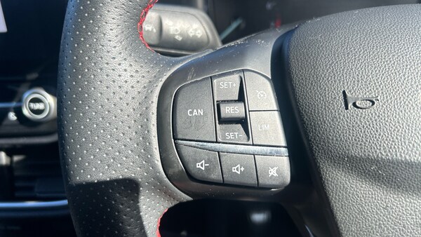 Used Ford Fiesta 2021 for sale - 75962799: Photo 22