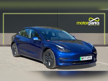 Tesla - Model 3