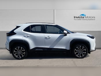 Used Toyota Yaris Cross 2022 for sale - 78727315: Photo