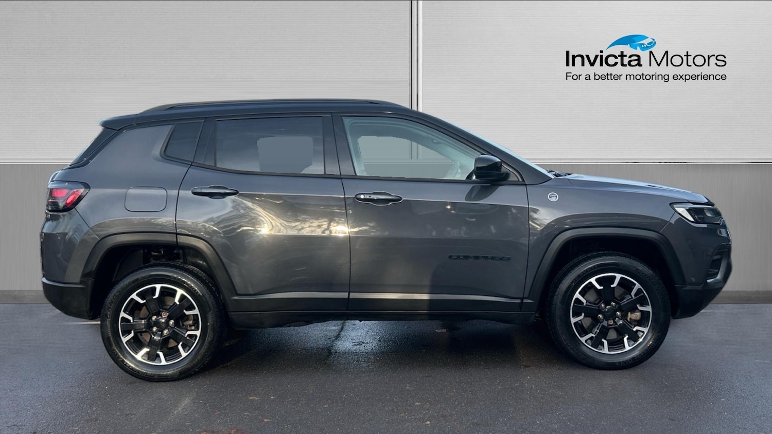 Used Jeep Compass 2023 for sale - 77721074: Photo 2