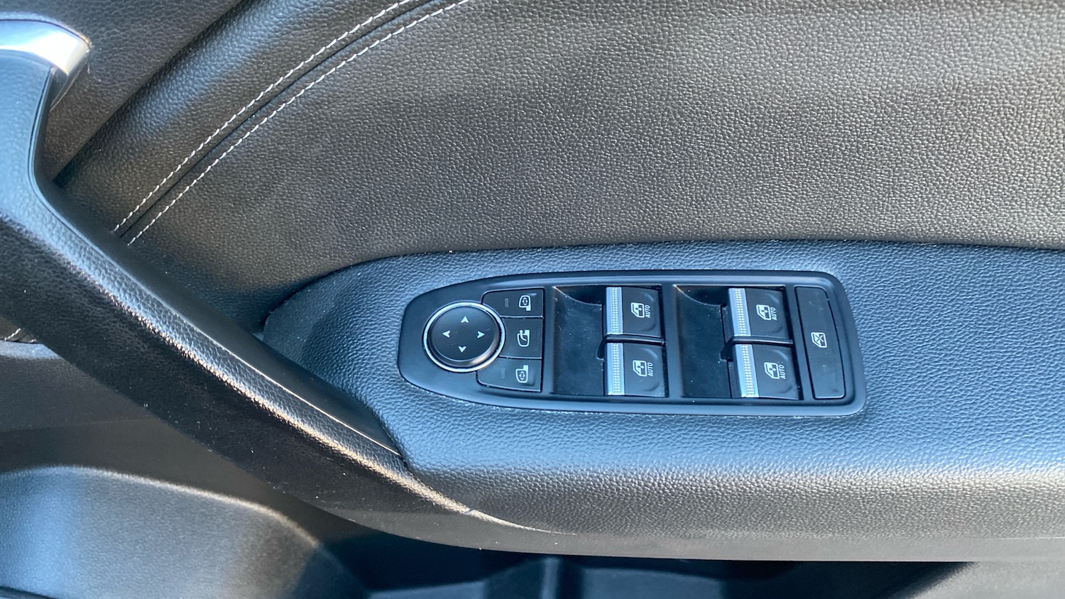 Used Renault Captur 2024 for sale - 76305220: Photo 23