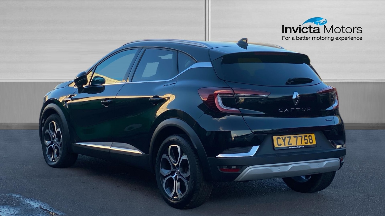 Used Renault Captur 2024 for sale - 76305220: Photo 5
