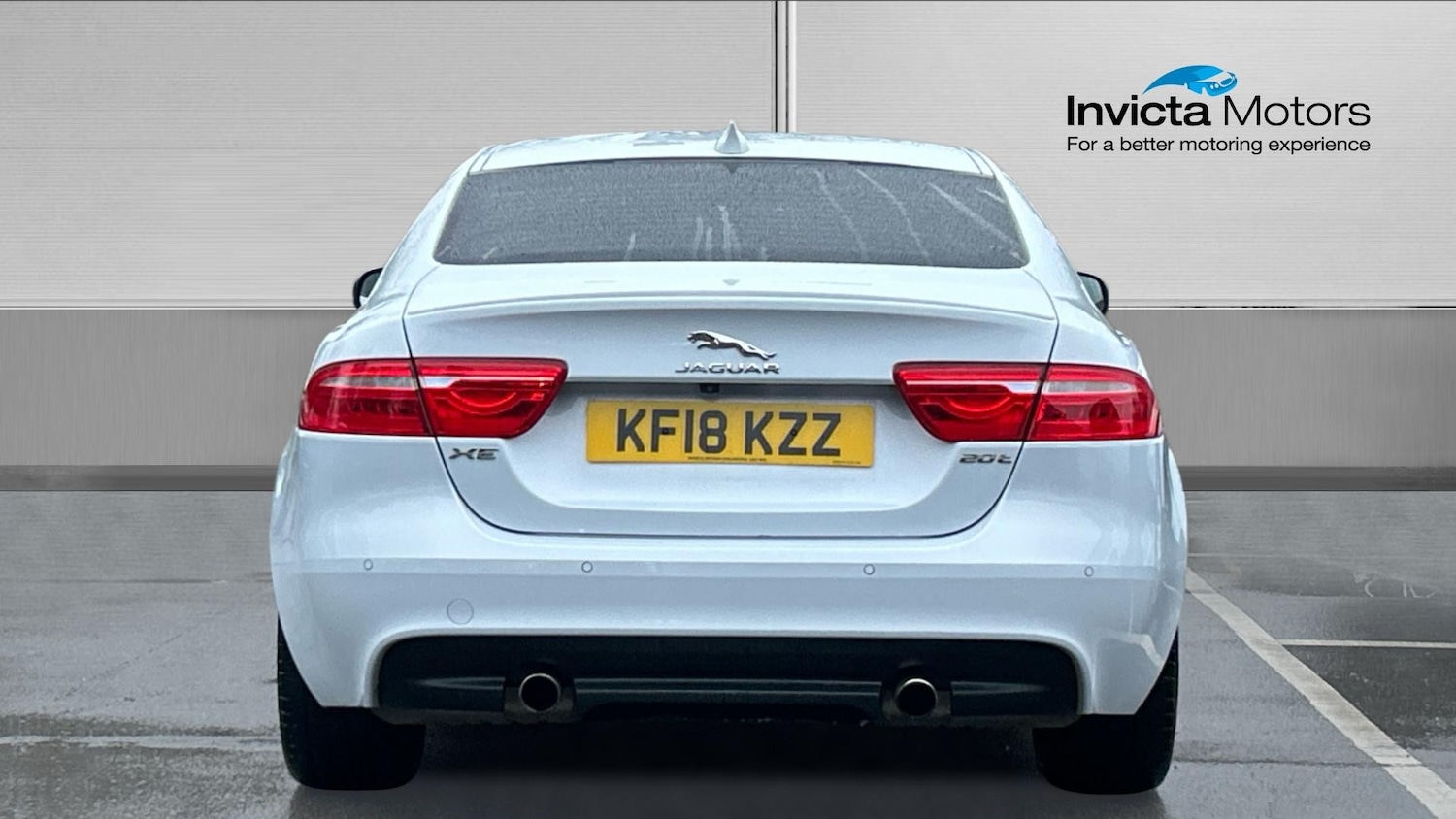 Used Jaguar XE 2018 for sale - 77522210: Photo 4