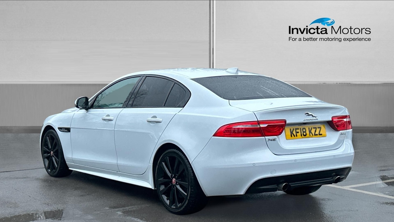 Used Jaguar XE 2018 for sale - 77522210: Photo 5