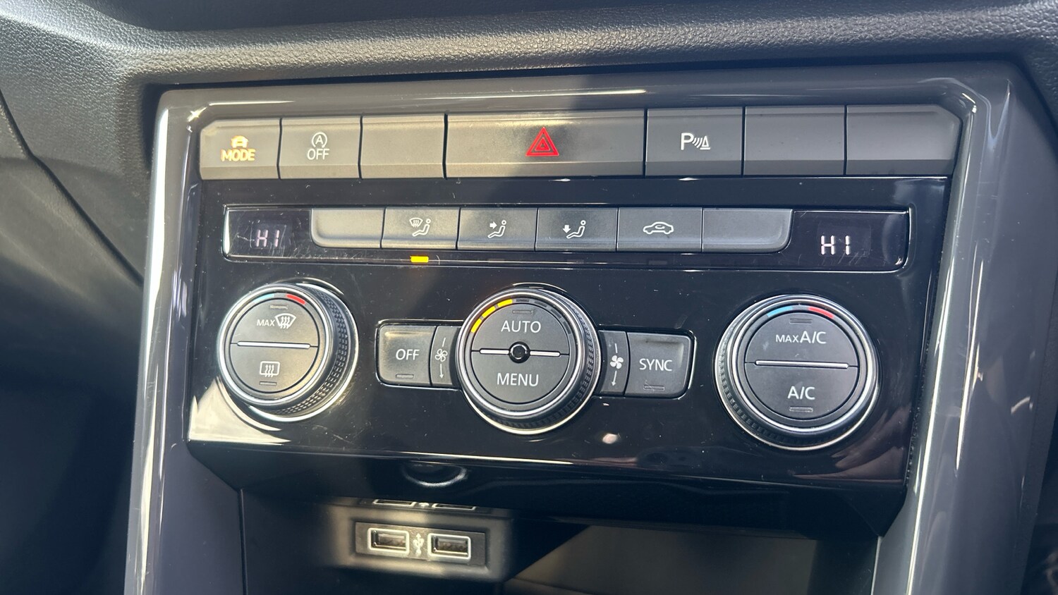 Used Volkswagen T-Roc 2018 for sale - 76951283: Photo 25