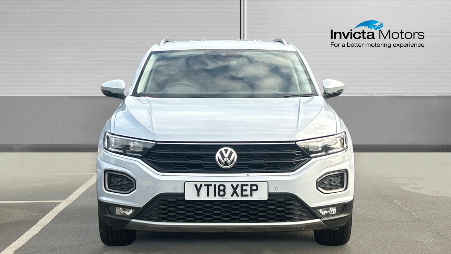 Used Volkswagen T-Roc 2018 for sale - 76951283: Photo 8