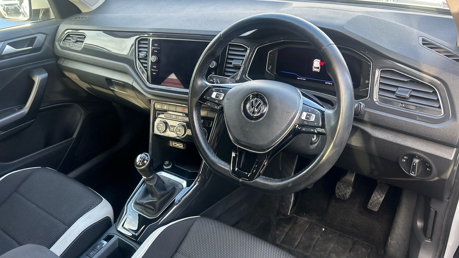 Used Volkswagen T-Roc 2018 for sale - 76951283: Photo 9