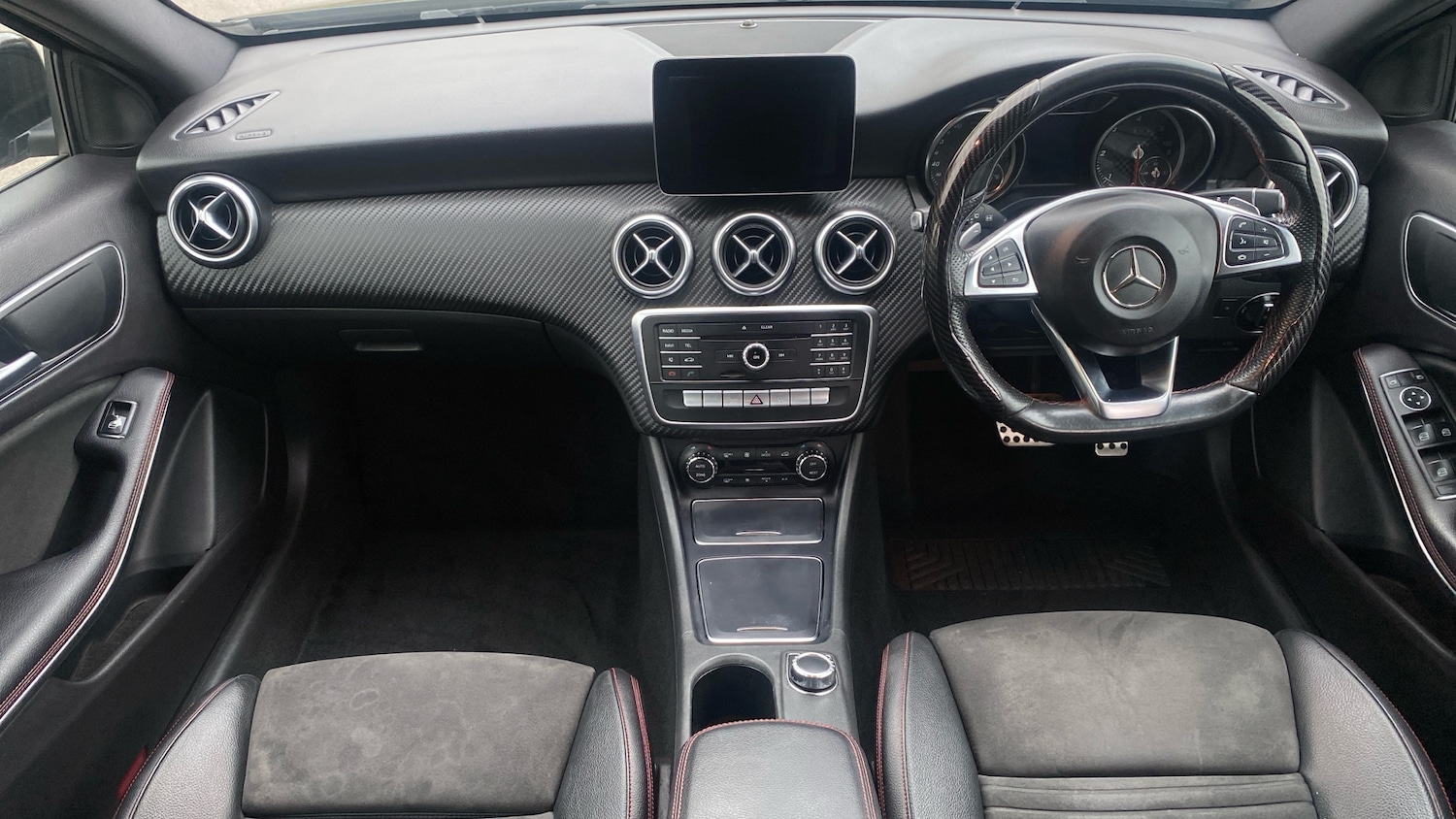 Used Mercedes-Benz A-Class 2017 for sale - 76211655: Photo 11