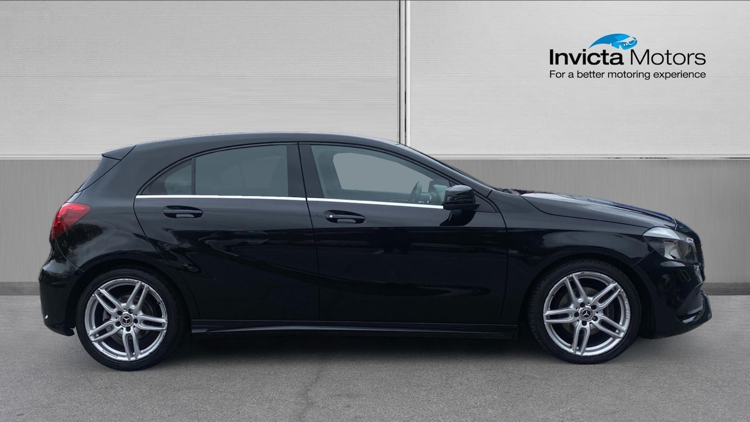 Used Mercedes-Benz A-Class 2017 for sale - 76211655: Photo 2