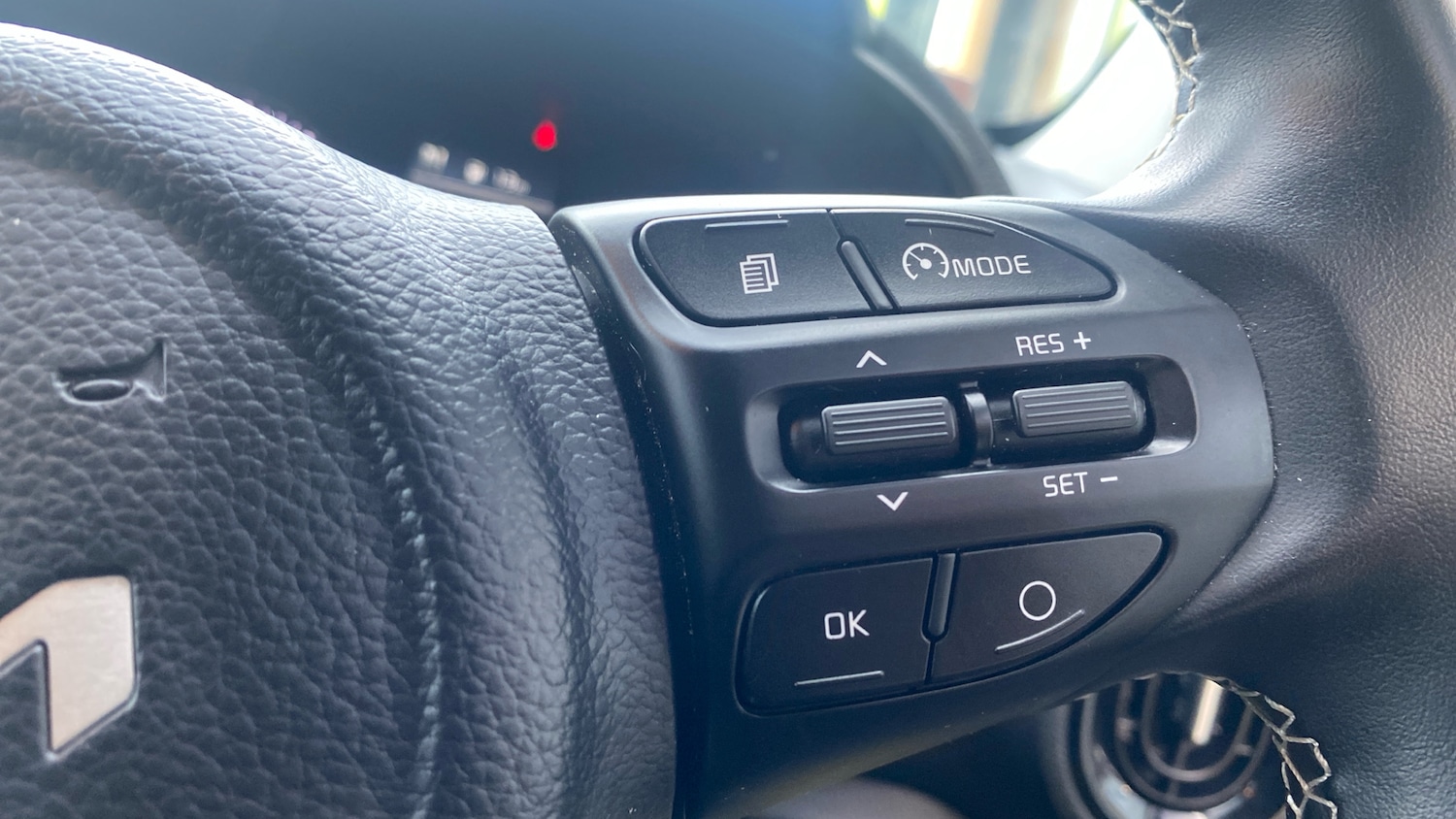 Used Kia Picanto 2022 for sale - 76257880: Photo 25