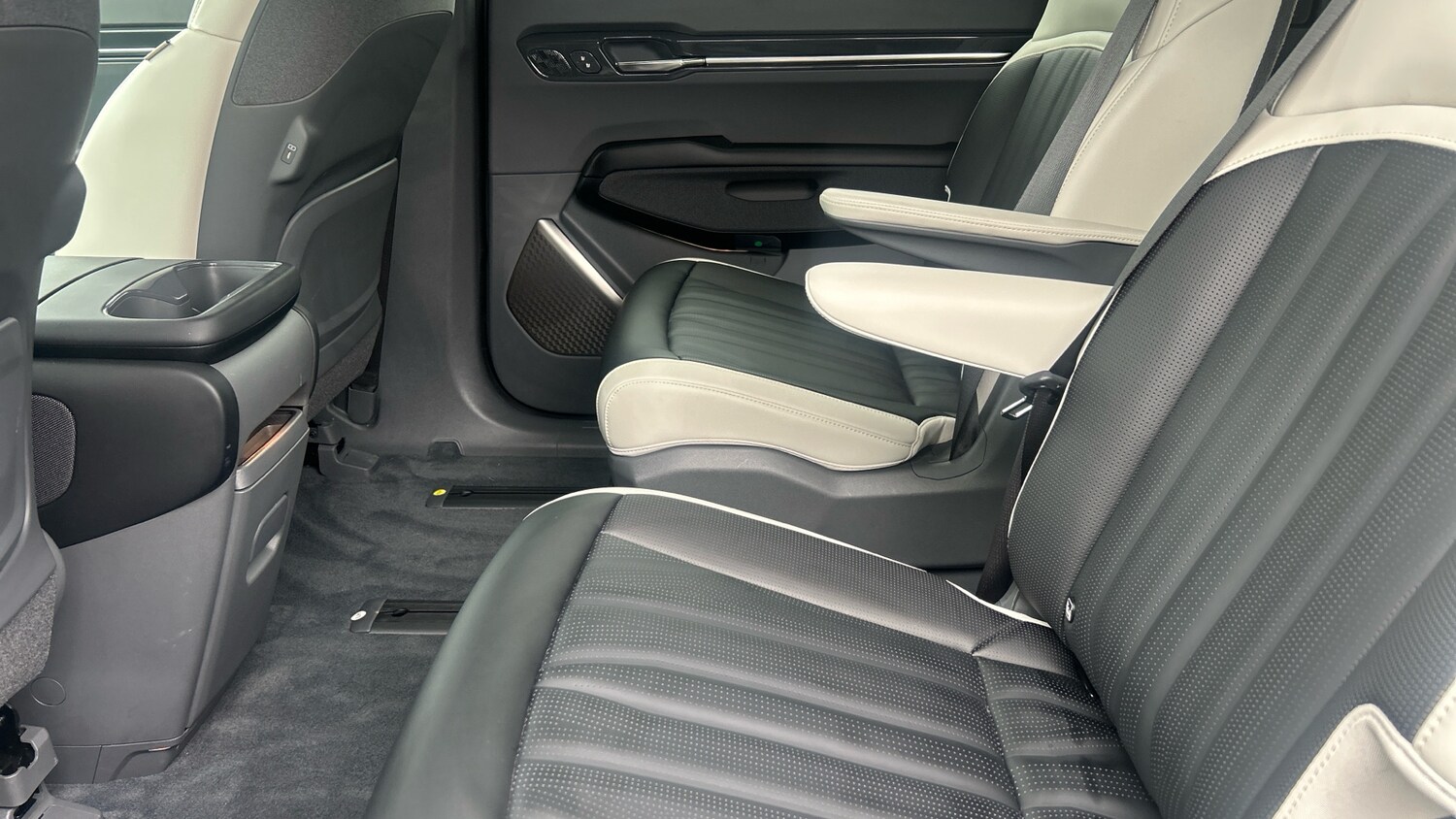 Used Kia EV9 2024 for sale - 77584297: Photo 14