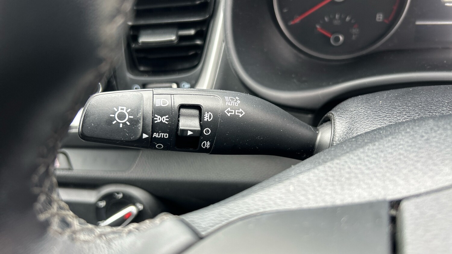 Used Kia Stonic 2022 for sale - 78070236: Photo 25