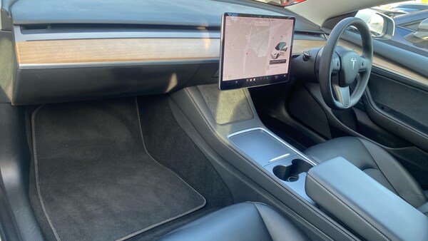 Used Tesla Model 3 2021 for sale - 76030154: Photo 10