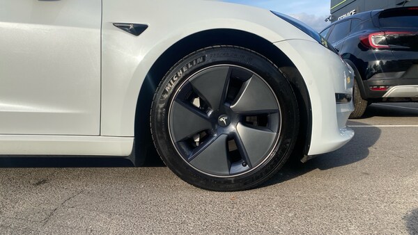 Used Tesla Model 3 2021 for sale - 76030154: Photo 20