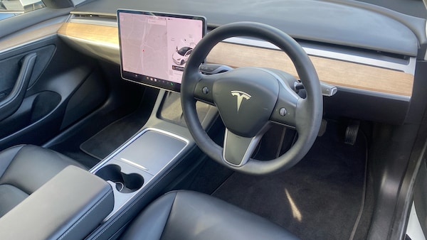 Used Tesla Model 3 2021 for sale - 76030154: Photo 9