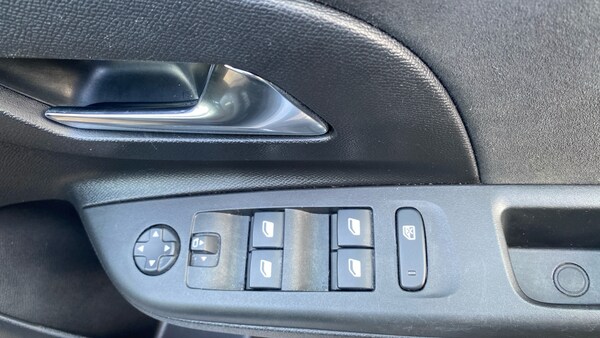 Used Vauxhall Corsa 2023 for sale - 75938180: Photo 21