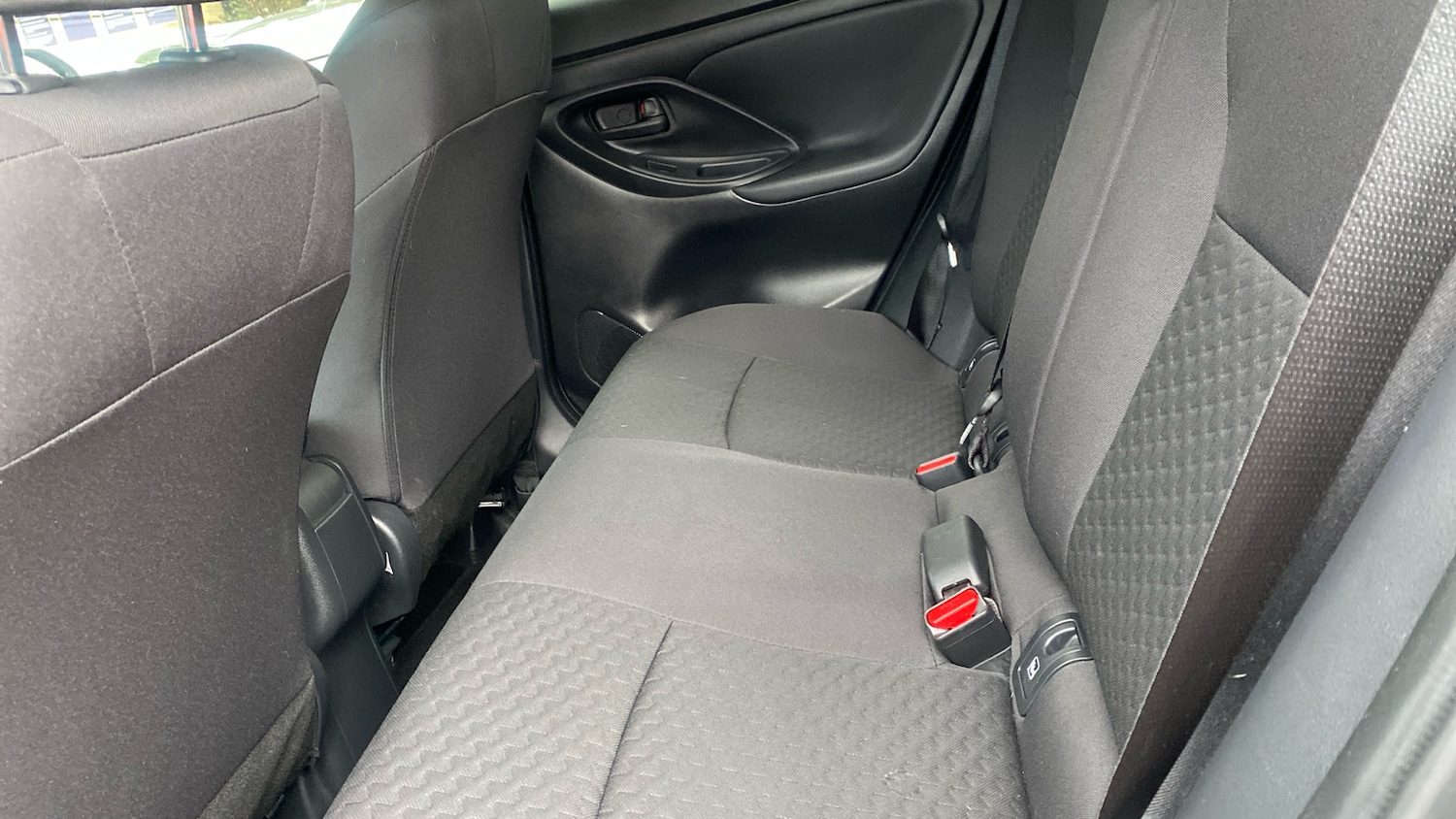 Used Toyota Yaris Cross 2025 for sale - 76454984: Photo 14