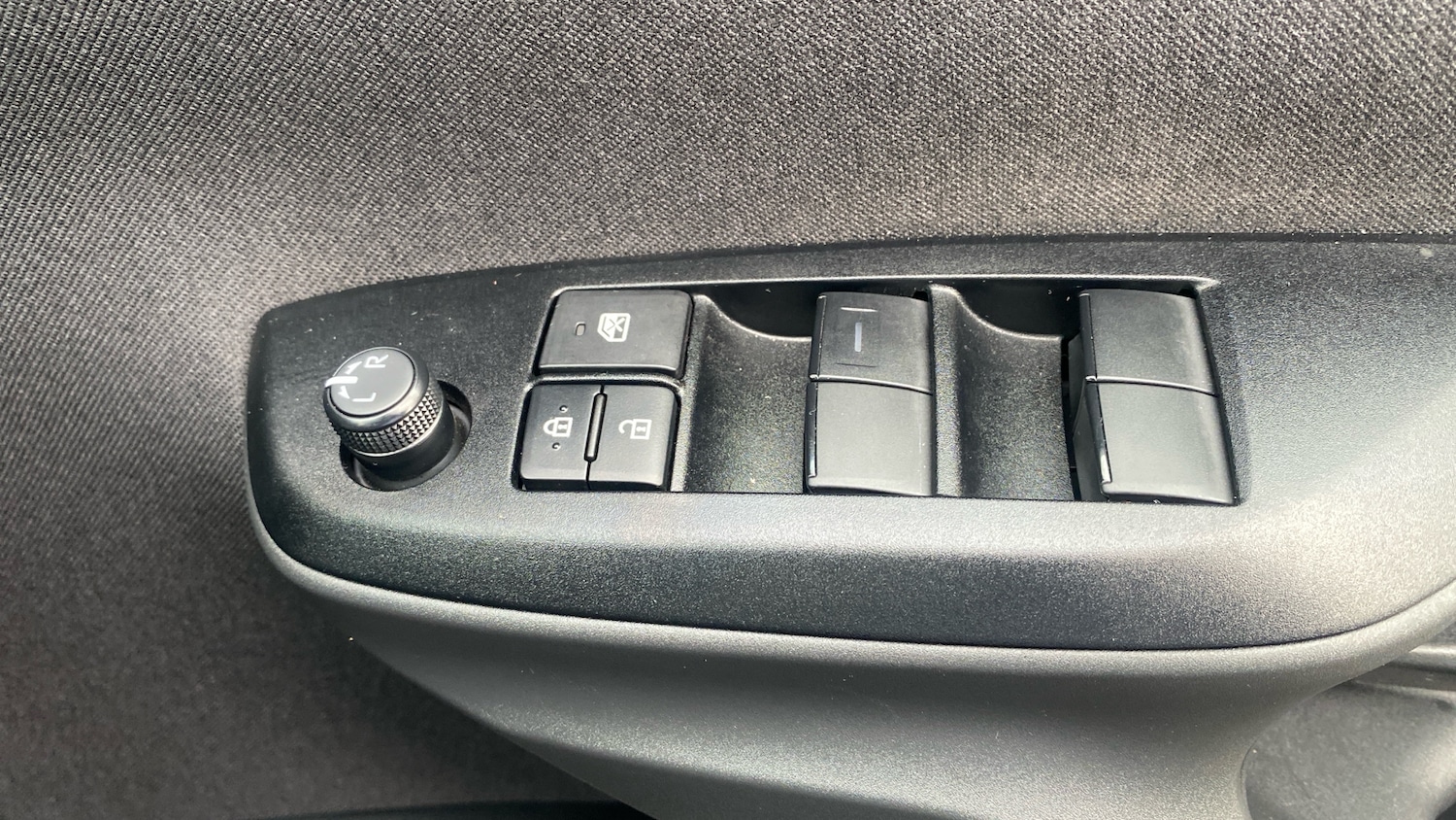 Used Toyota Yaris Cross 2025 for sale - 76454984: Photo 21