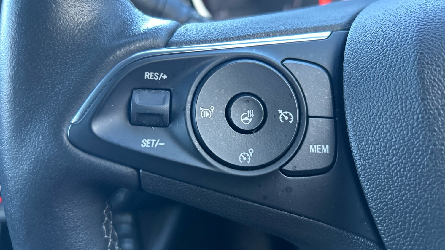 Used Vauxhall Crossland 2022 for sale - 77494631: Photo 23